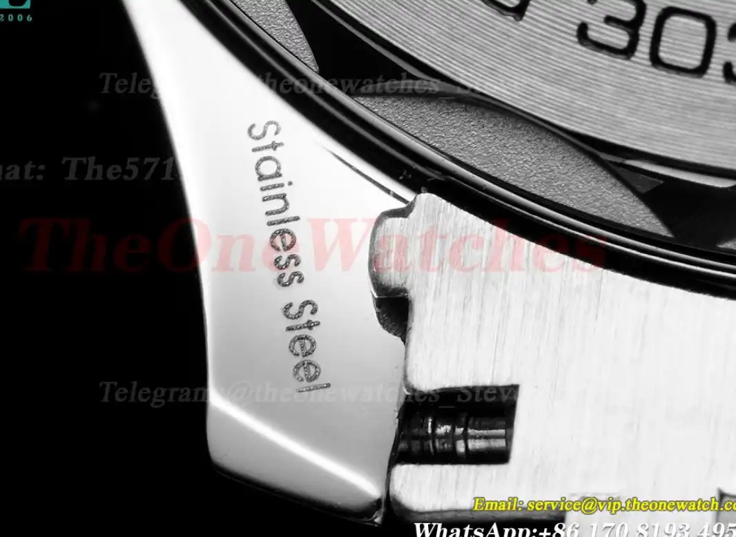 Seamaster Commander 007 SS SS White Dial OMF A2507