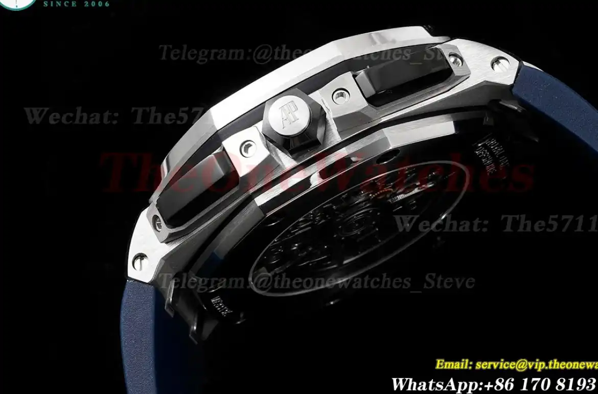 Royal Oak Offshore Chrono 43mm SS RU Blue Silver APF A7750