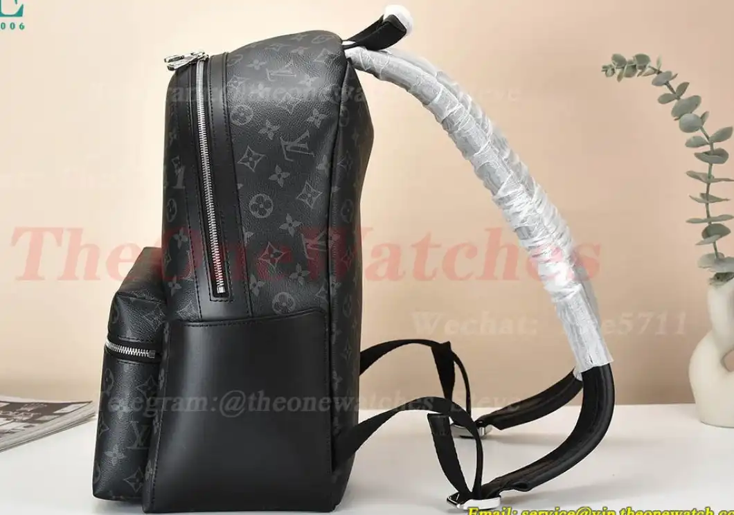 Louis Vuitton - Discovery Backpack PM M22558