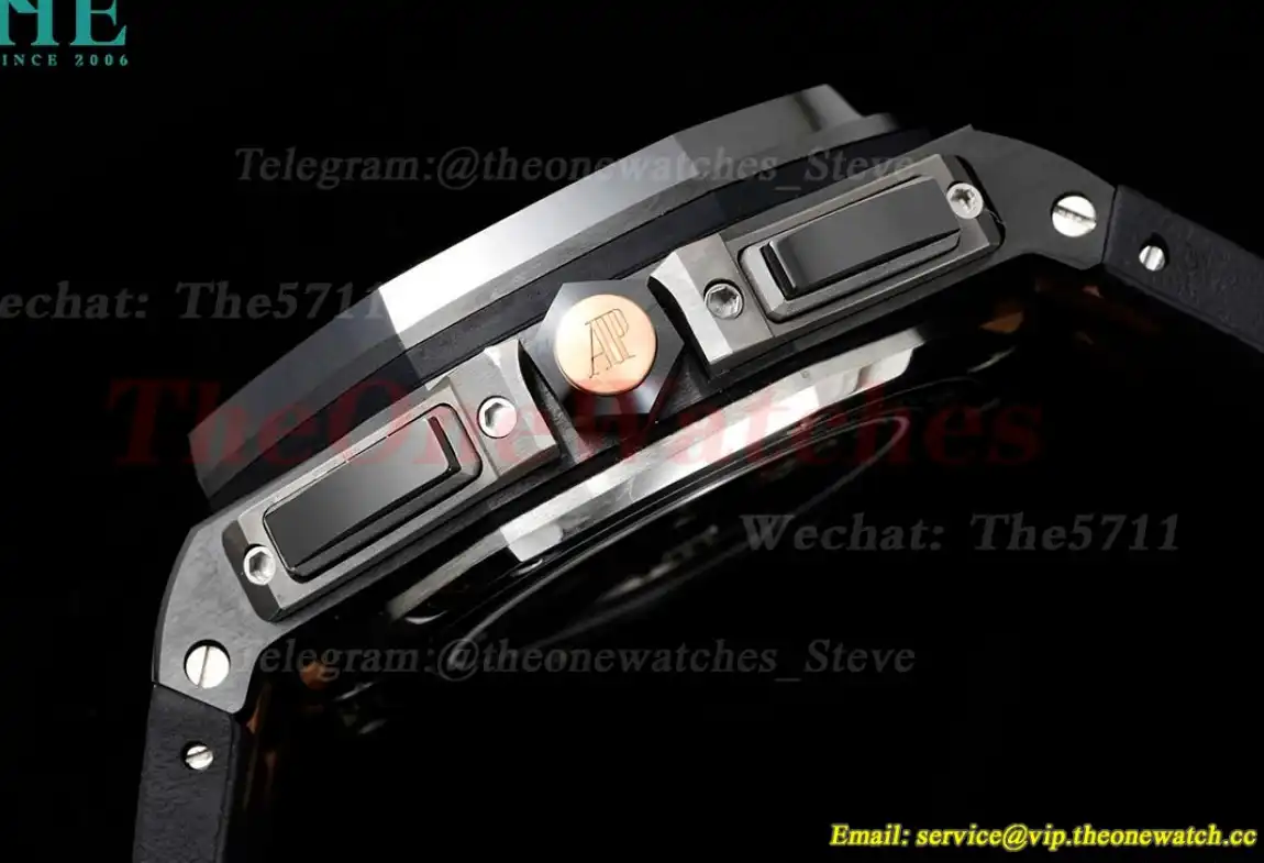 Royal Oak Offshore 44mm CER RU Blk Stk RSF A3126