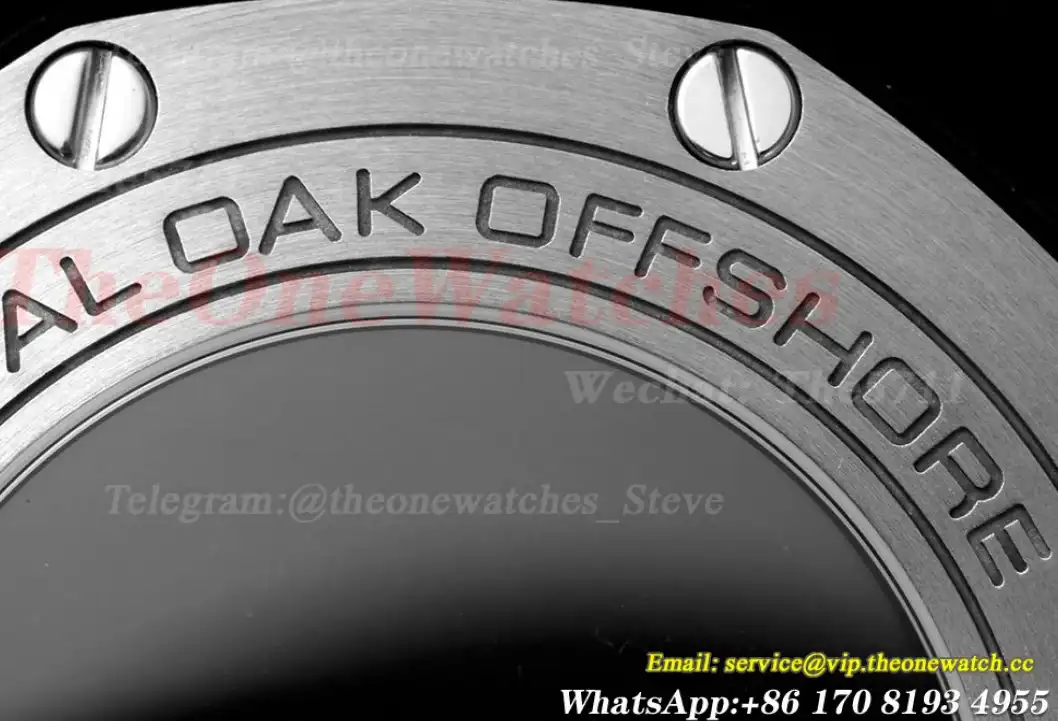 Royal Oak Offshore 44mm CER RU Blk Stk RSF A3126