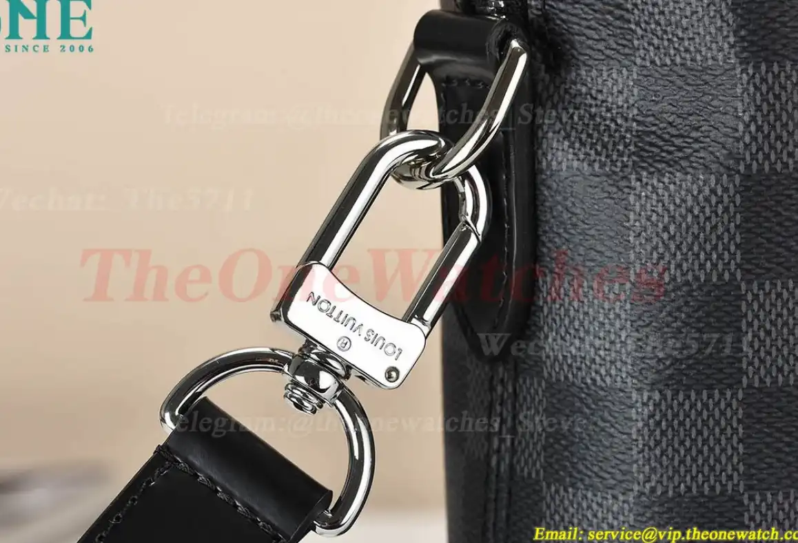 Louis Vuitton - Porte Documents Jour Business Bag N48260