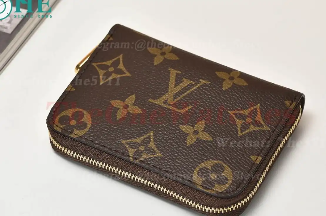 Louis Vuitton - Zippy Coin Purse M60067