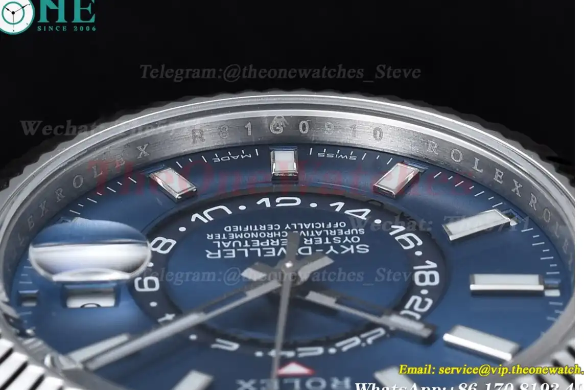 SkyDweller 42mm Diamond Oyster SS SS Blue Stk FNF A9001