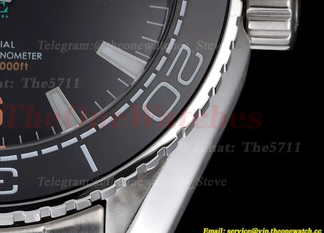 Seamaster 600m 43mm SS SS Black Dial Oyster GDF MY8215