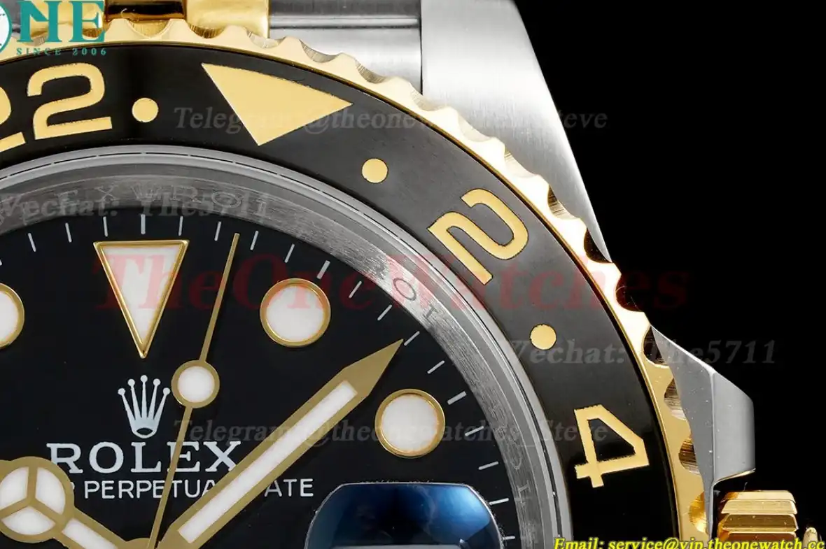 GMT Master II 126713 GRNR SS YG Black Brown APF VR3285