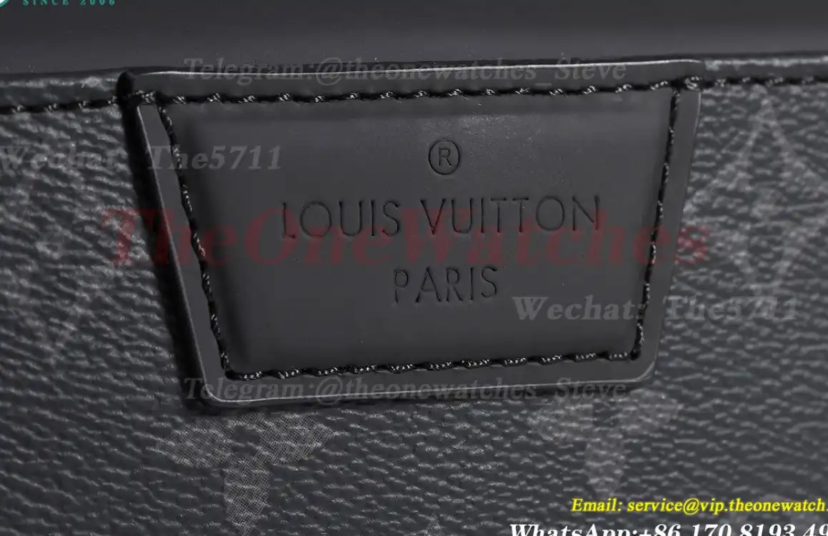 Louis Vuitton - Discovery Backpack M43186