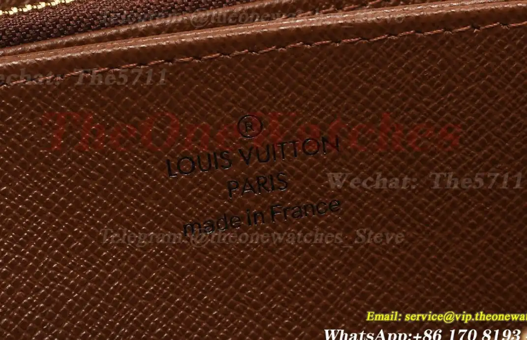 Louis Vuitton - Zippy Wallet M42616