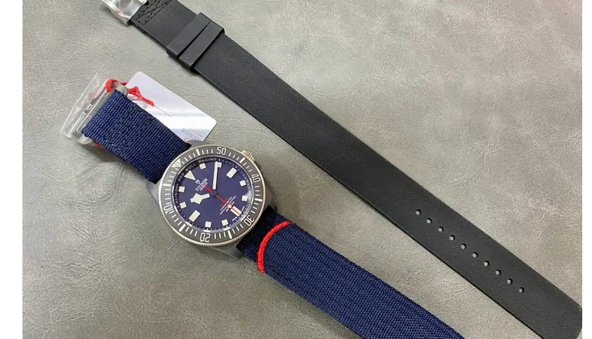 Tudor Pelagos FXD 42mm Carbon NY Blue Dial M+F 8N24