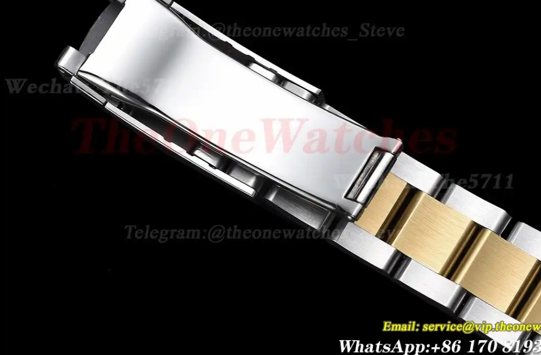 SkyDweller 42mm Diamond Oyster SS YG Gold Stk FNF A9001