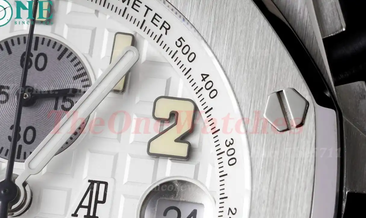 Royal Oak Offshore 42mm SS SS White Grey APF A7750