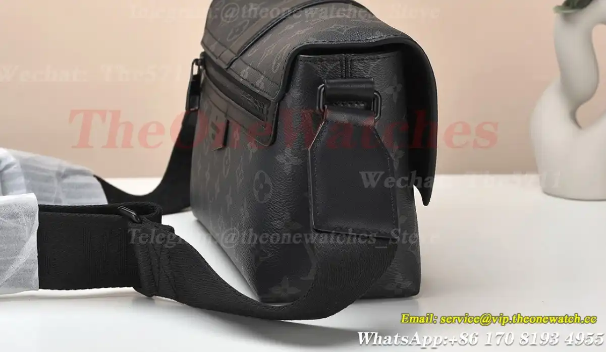 Louis Vuitton - S-Cape Messenger M46794