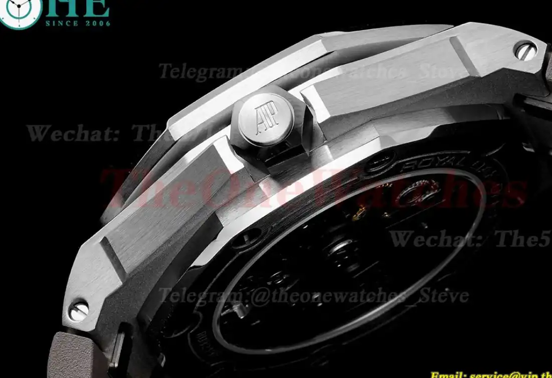 Royal Oak Offshore Diver 15720 42mm SS RU Grey Stk ZF A4308