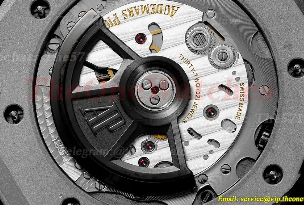 Royal Oak Offshore Diver 15720 42mm SS RU Grey Stk ZF A4308