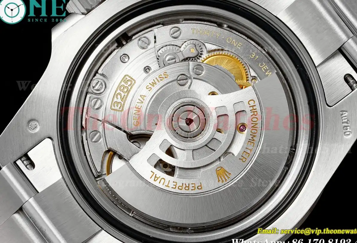 GMT Master II 126719 BLRO 40mm SS SS Meteorite Dial C+S VR3285