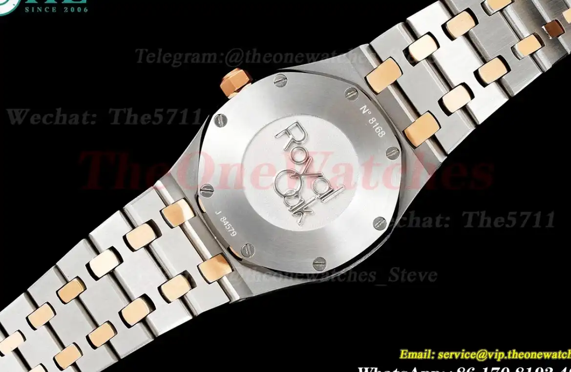 Royal Oak Ladies 33mm SS RG  white Dial 8F Swiss Quartz