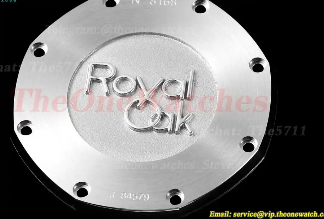 Royal Oak Ladies 33mm SS SS Black Dial 8F Swiss Quartz