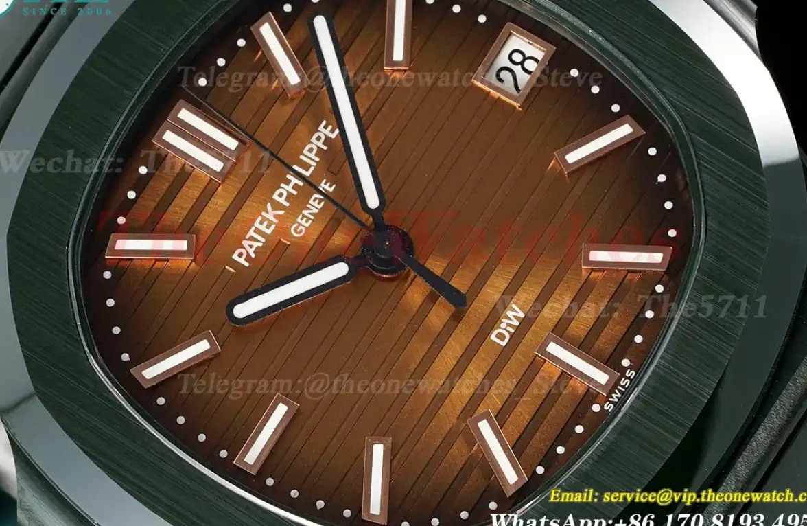 Nautilus AET 5711 40mm Cer RU Brown Textured Dial AMGF MY9015