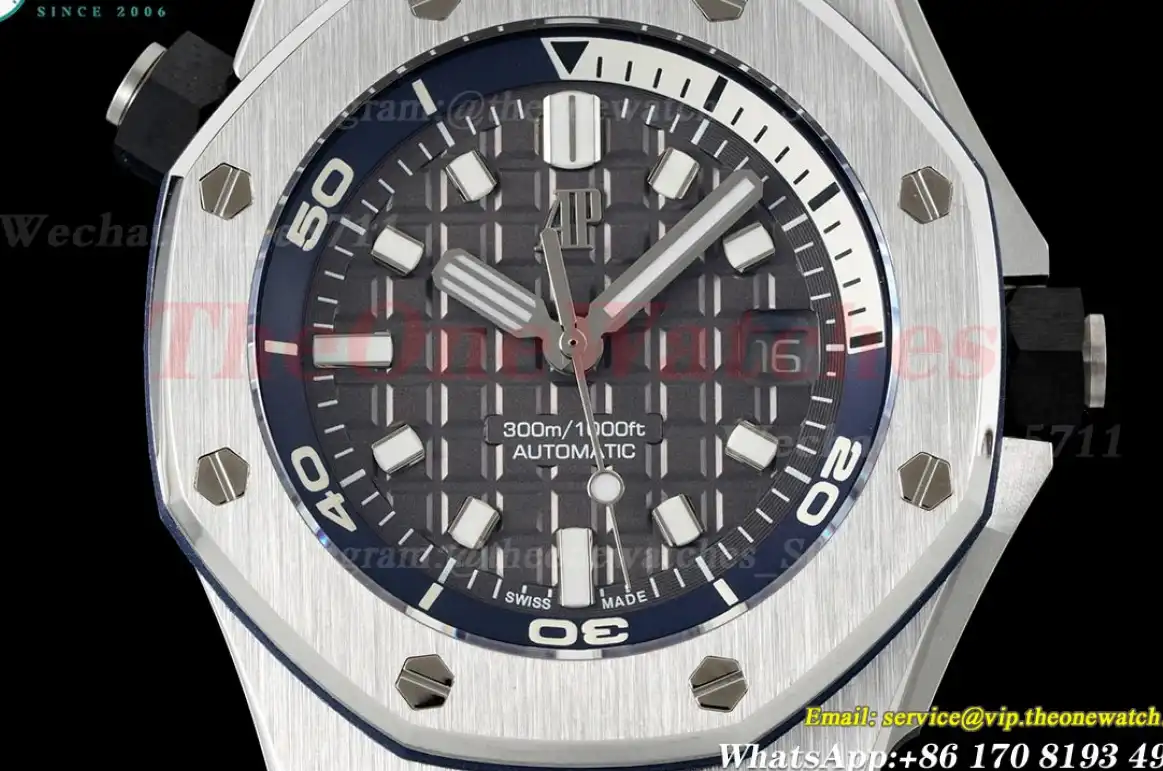 Royal Oak Offshore Diver 15720 42mm SS RU Grey Stk BF A4308