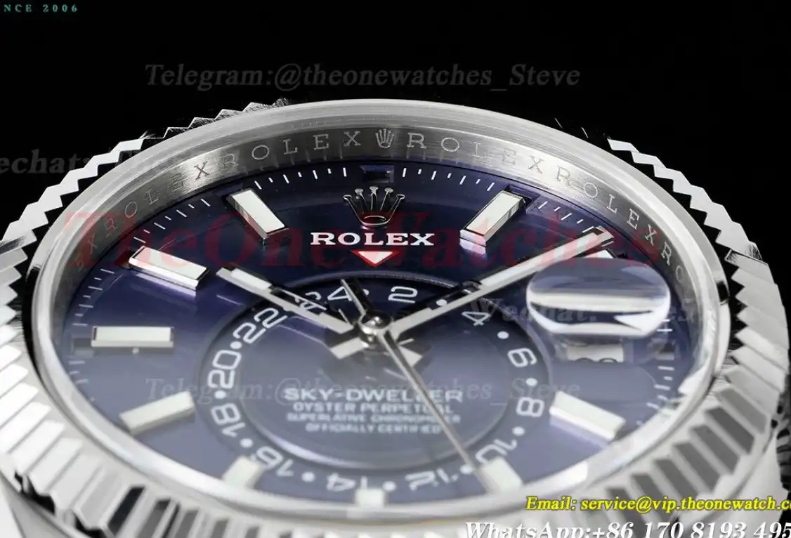 SkyDweller 326934 42mm SS SS Blue Stk FNF A9001