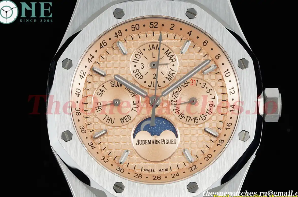 Audemars Piguet - Royal Oak Perpetual Cal 26615 SS SS Gold Dial BF A5134