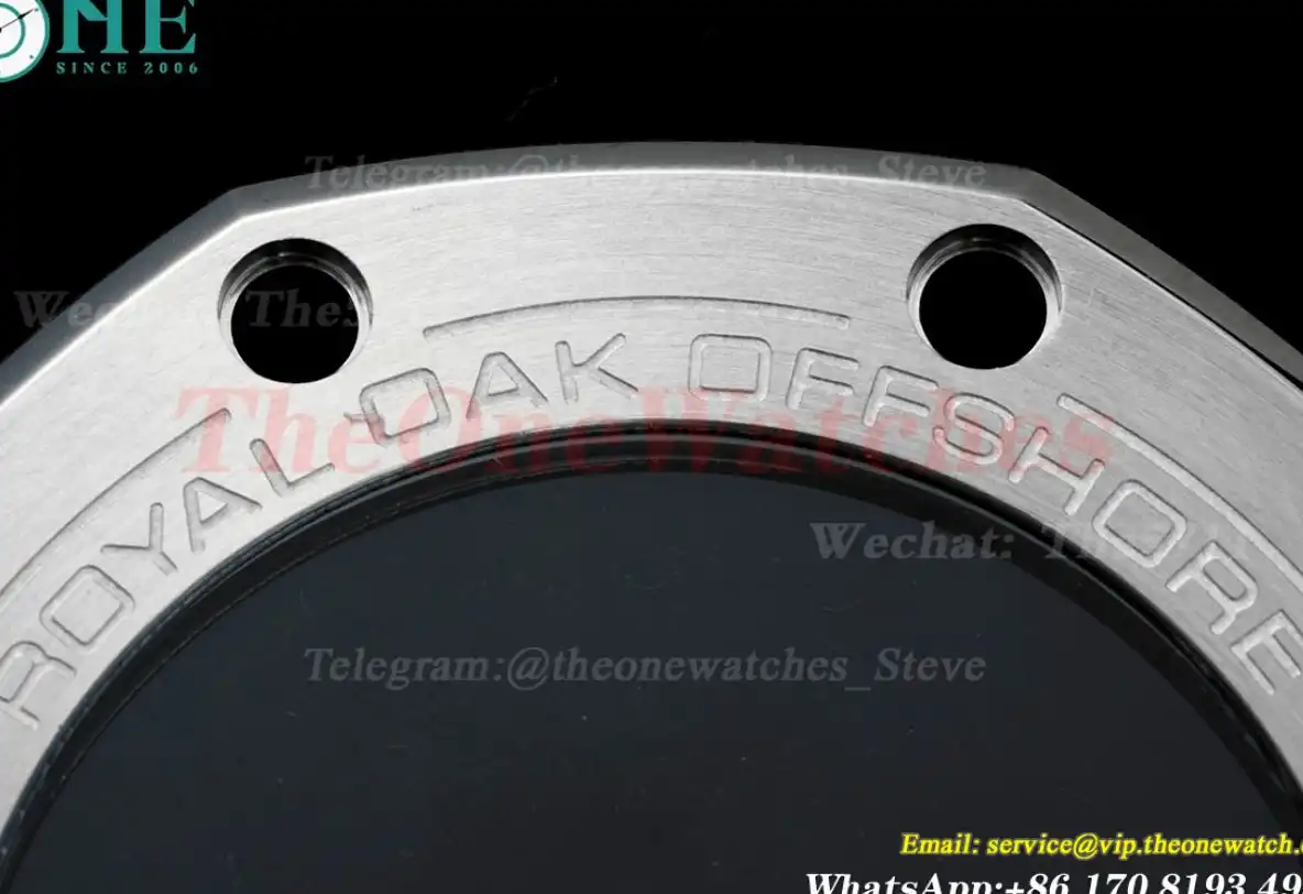 Royal Oak Offshore Diver 15720 42mm SS RU Black Stk BF A4308