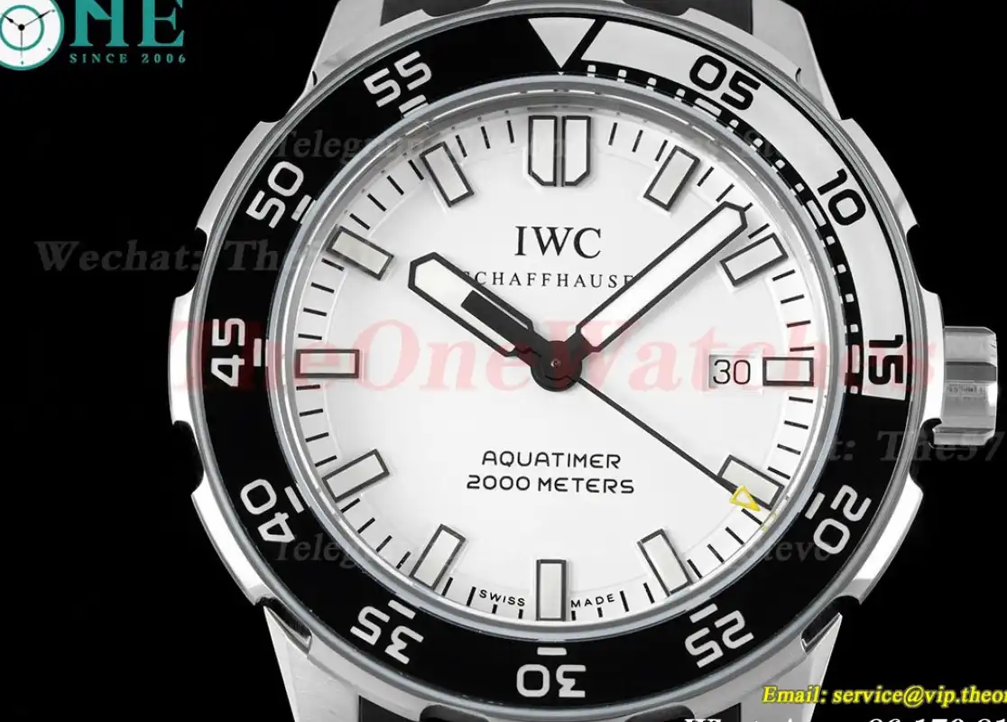 Aquatimer 44mm Blk Wht bezel White Stk SS RU RSF A2892