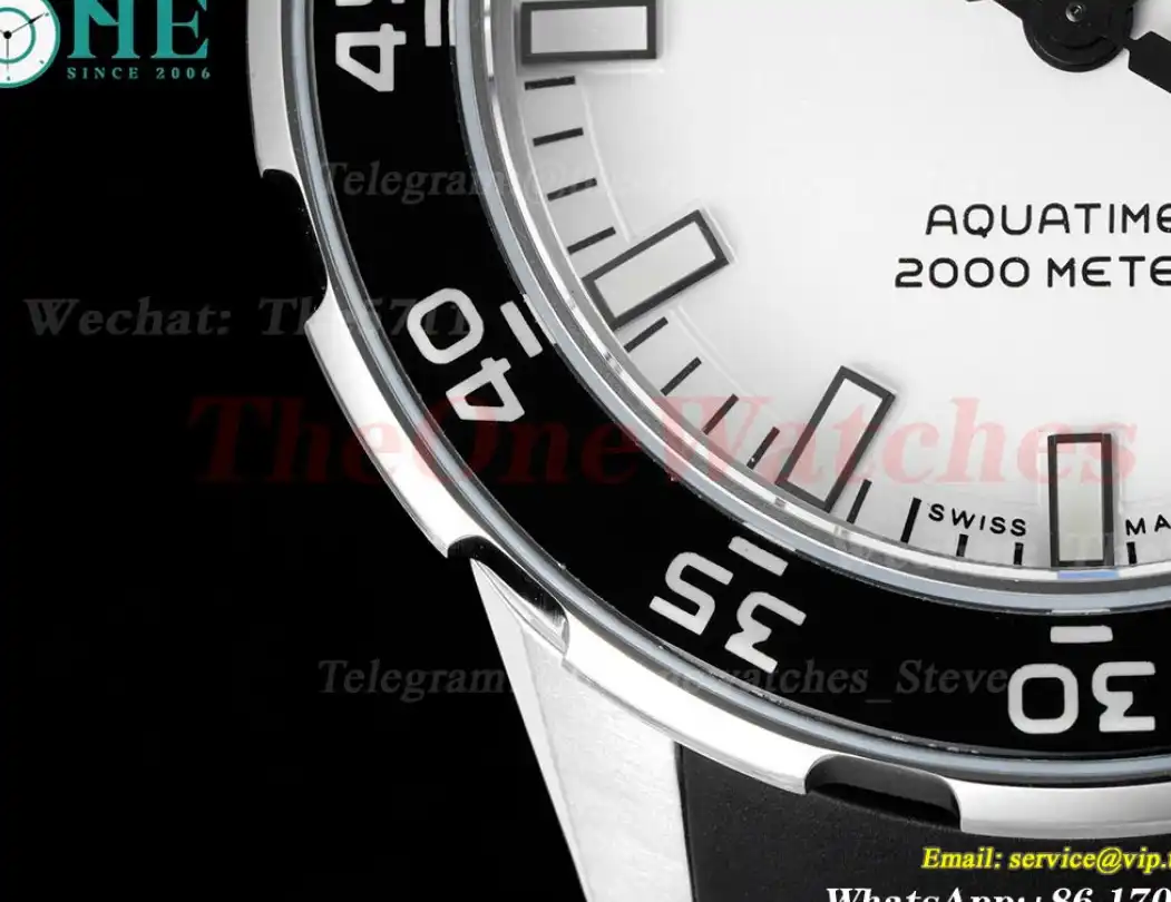 Aquatimer 44mm Blk Wht bezel White Stk SS RU RSF A2892