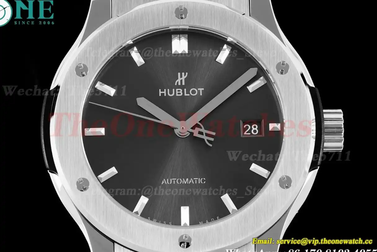 Classic Fusion 42mm SS LE Grey Stk APSF A1110