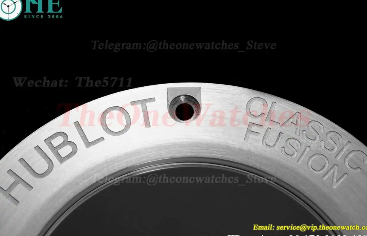 Classic Fusion 42mm SS LE Black Stk APSF A1110