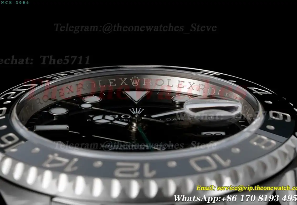 GMT II 126710 Bruce Wayne Oys 40mm SS SS Black Clean DD3285 Super Clone