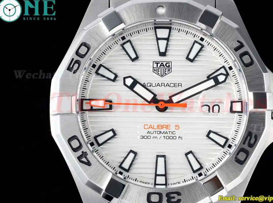 Aquaracer Caliber 5 43mm SS SS White TARF SW200