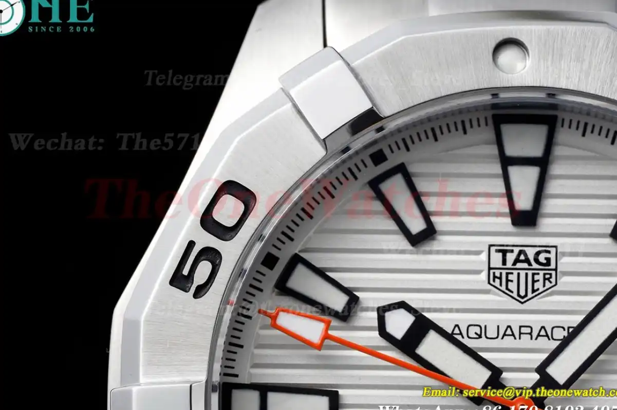 Aquaracer Caliber 5 43mm SS SS White TARF SW200