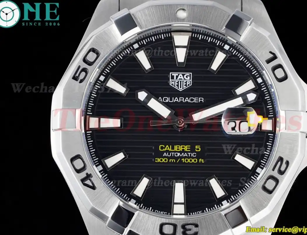 Aquaracer Caliber 5 43mm SS SS Black Textured TARF SW200