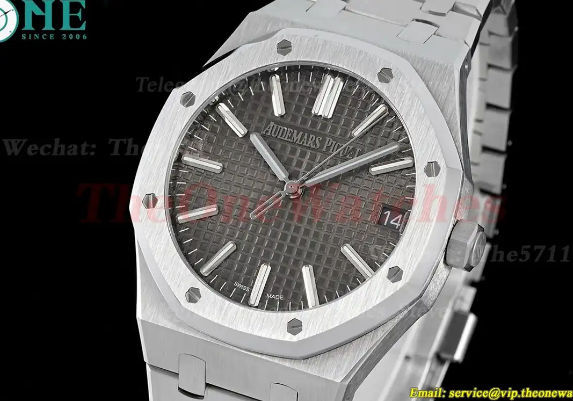 Royal Oak 50th Anniverary 41mm 15510 SS SS Grey Stk ZF A4302