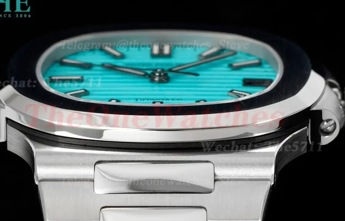 Nautilus 40mm 5711 Tiffany Blue SS SS GRF 324SC