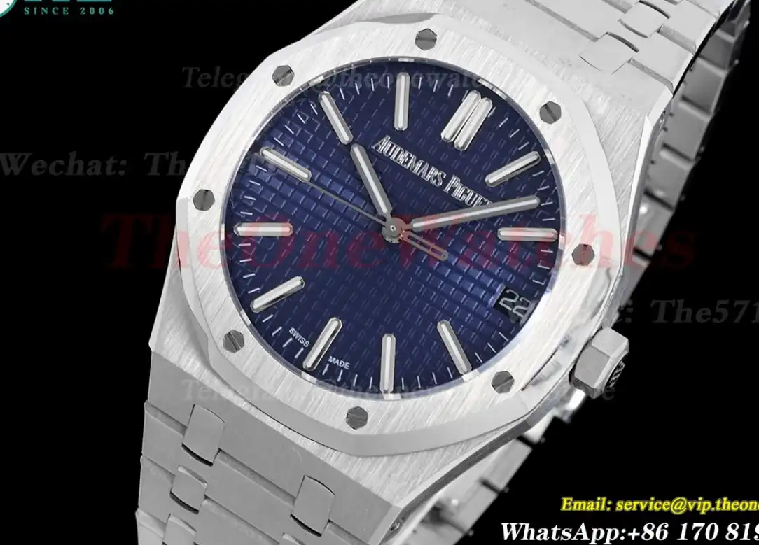 Royal Oak 15510 41mm SS SS Blue Stk BF A4302