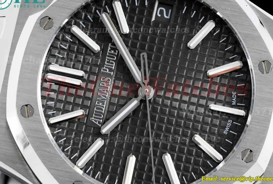 Royal Oak 15510 41mm SS SS Grey Stk BF A4302