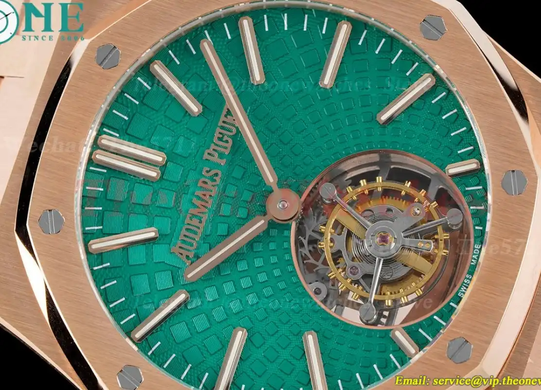 Royal Oak Tourbillon 41mm YG YG Green Stk R8F V2 Flying Tourb