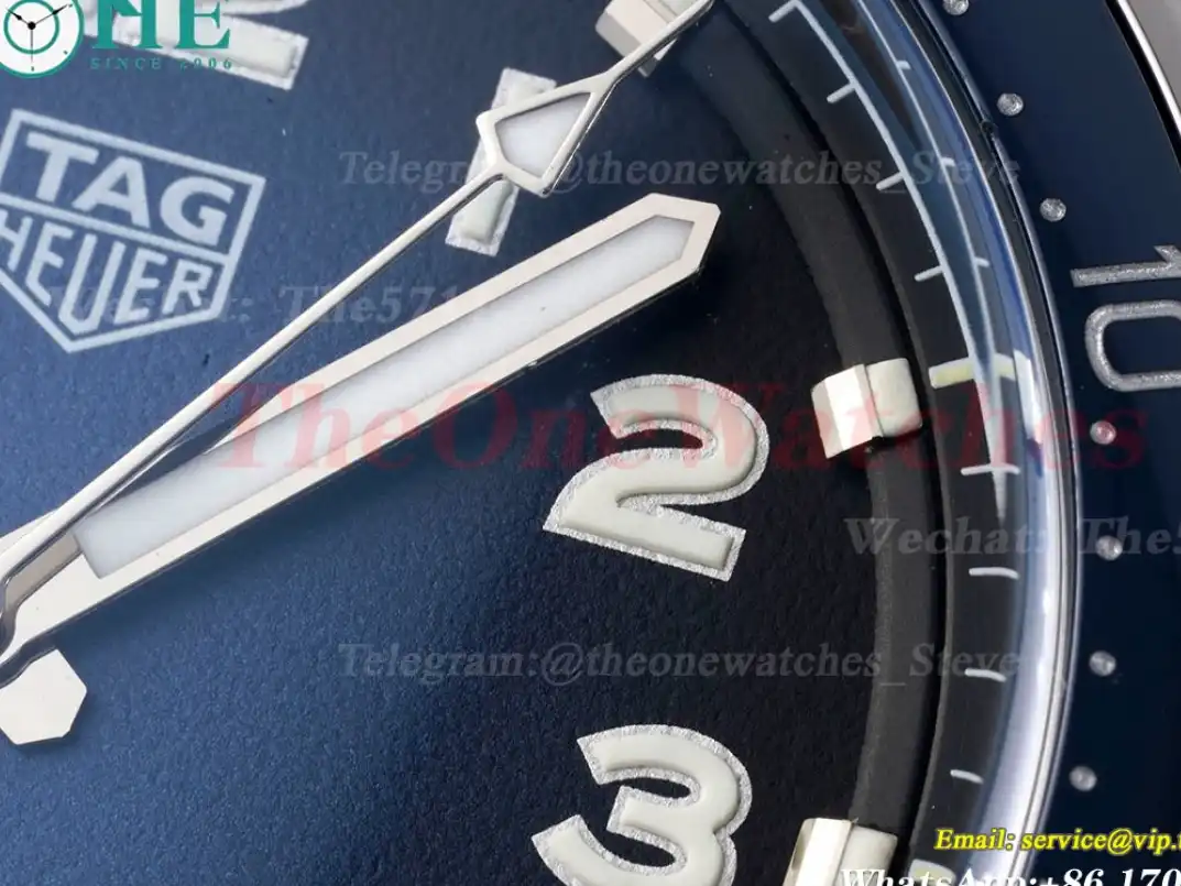 Autavia 42mm SS SS Gradient Blue Dial TARF SW200