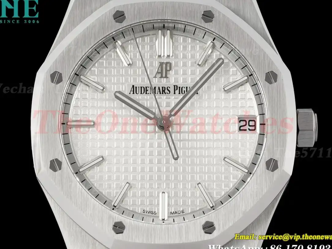 Royal Oak 41mm 15500 SS SS White Stk ZF V3 A4302 Super Clone