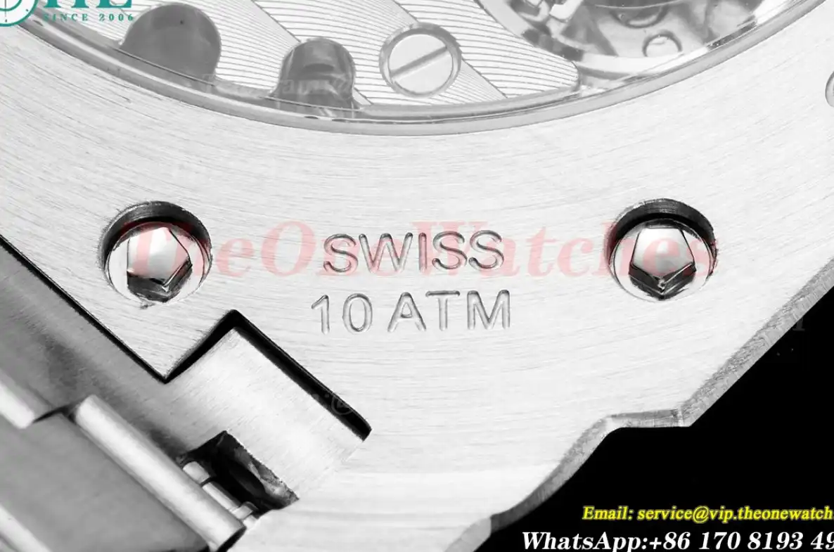 OCTO Finissimo 40mm SS SS Black dial BVF A138