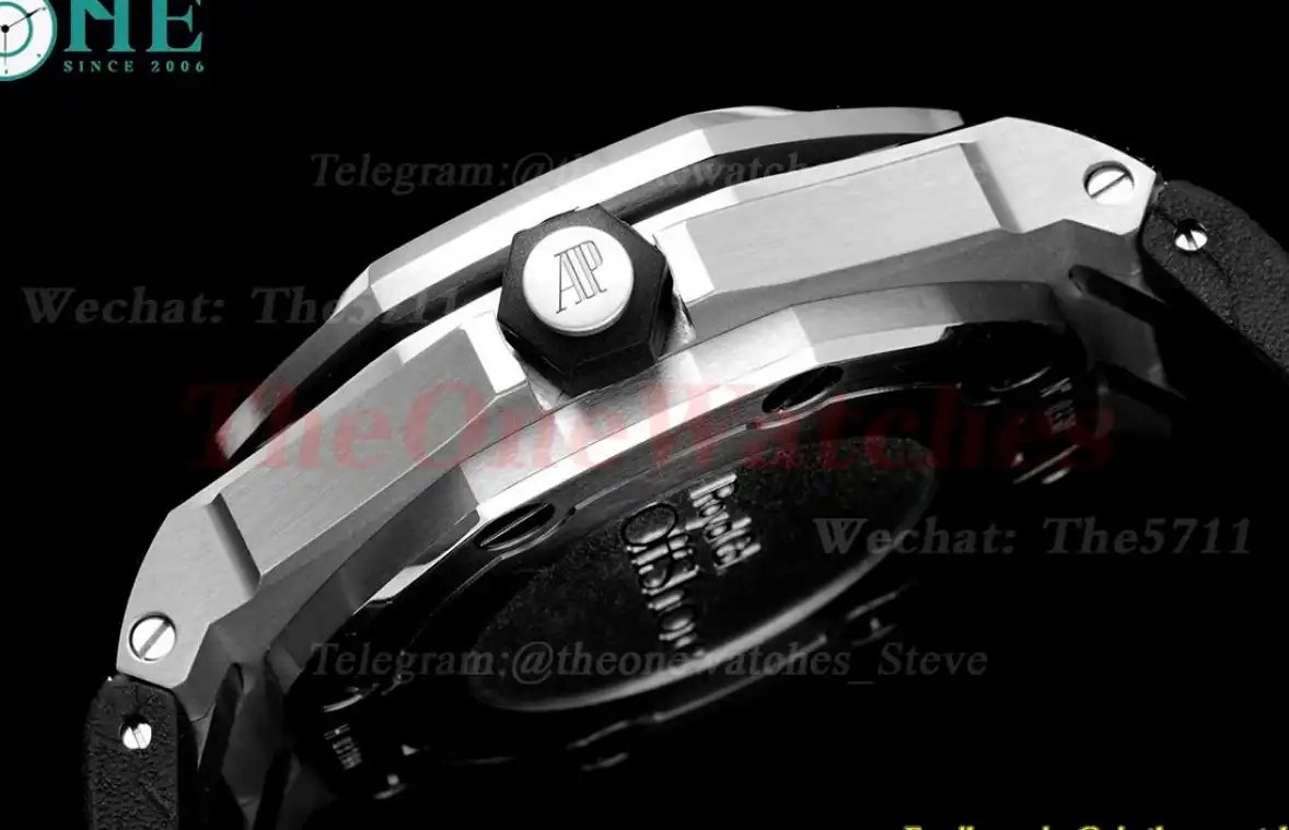 Royal Oak Offshore Diver 15703 42mm SS RU Black Stk RSF A2824