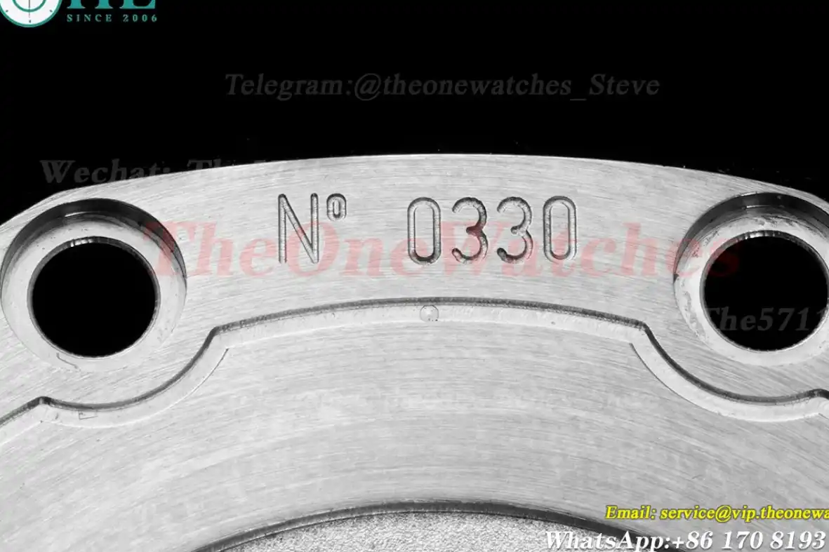 Royal Oak Offshore Diver 15703 42mm SS RU Black Stk RSF A2824