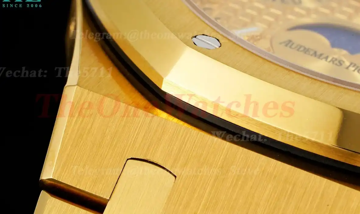 Royal Oak Perpetual Cal 26574 YG YG Gold Stk APSF A5134