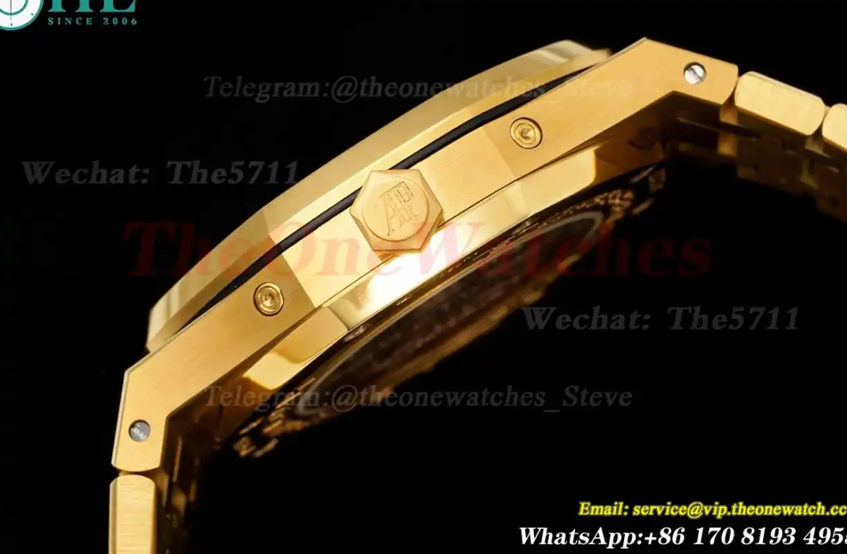 Royal Oak Perpetual Cal 26574 YG YG Gold Stk APSF A5134