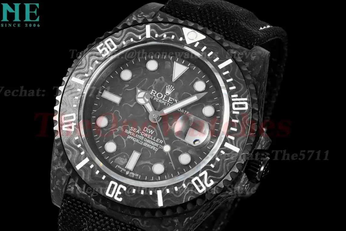 SeaDweller DIW 43mm FC NY Black Carbon Dial DIWF VR3235