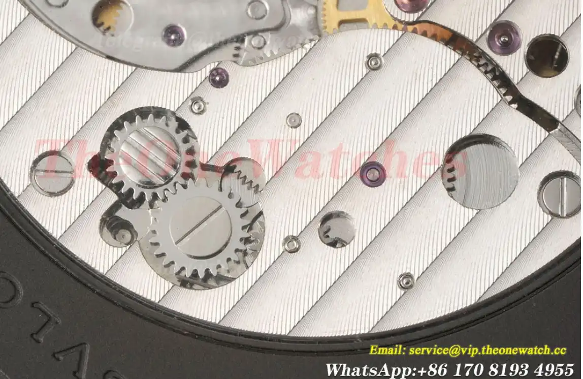 OCTO Finissimo 40mm TI TI Grey dial BVF A138