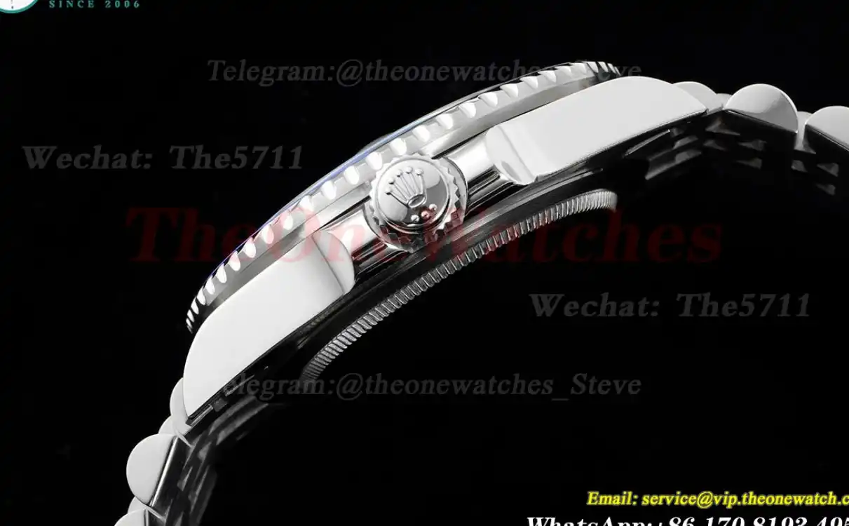 GMT Master II 126710 BLRO Red Blue Ceramic 904L Steel APSF Black Dial VR3285