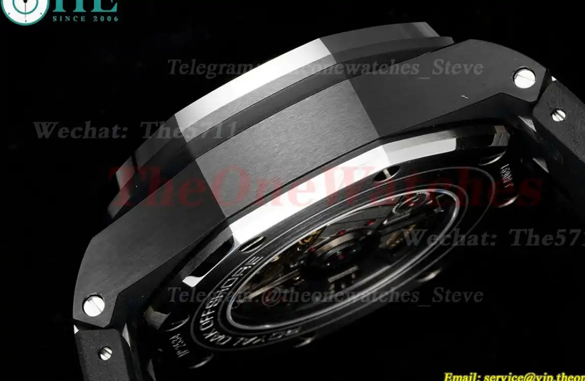 Royal Oak Offshore 44mm Ceramic RU Black Stk APF A3126